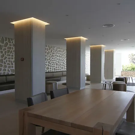 Hotell Palia Maria Eugenia